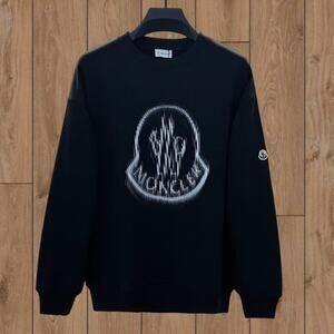 Moncler Men's Classic Sweatshirts Black